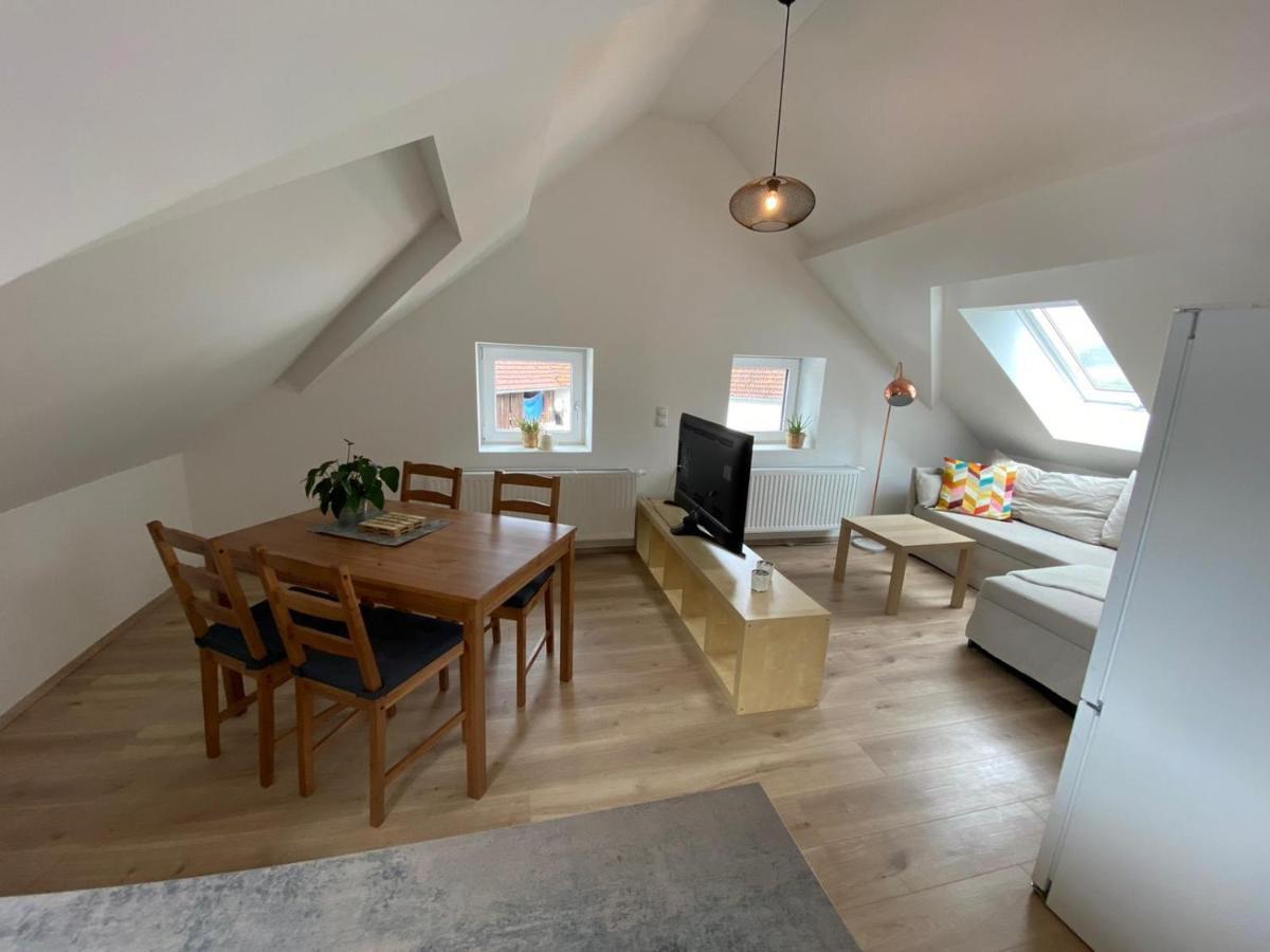 Helle 2 Zi. Wohnung Naehe Flughafen Muenchen Haimhausen  Exteriör bild