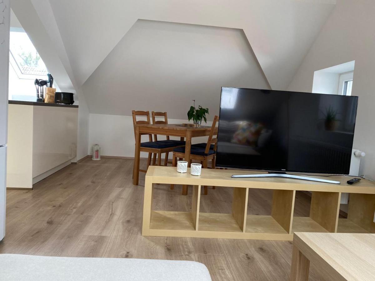 Helle 2 Zi. Wohnung Naehe Flughafen Muenchen Haimhausen  Exteriör bild